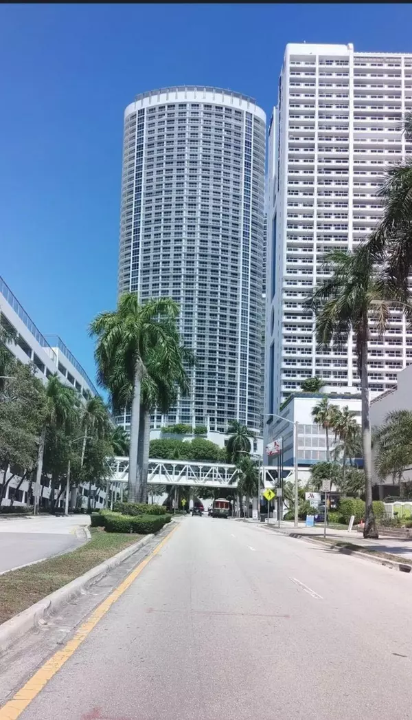 1750 N Bayshore DR 4108,  Miami,  FL 33132