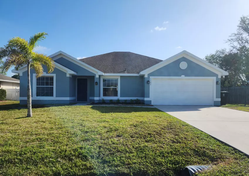 1161 SE Clifton LN, Port Saint Lucie, FL 34983