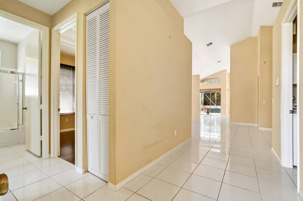 Boca Raton, FL 33434,4337 NW 29th WAY