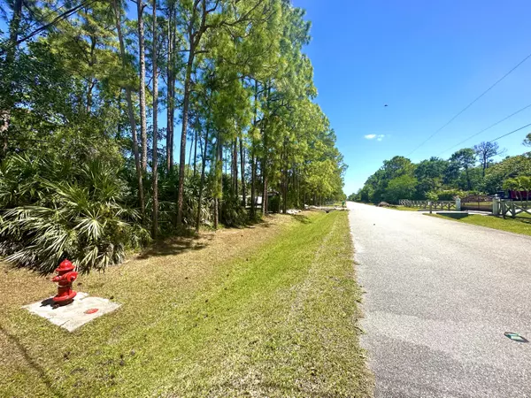 Loxahatchee, FL 33470,17681 N 90th ST