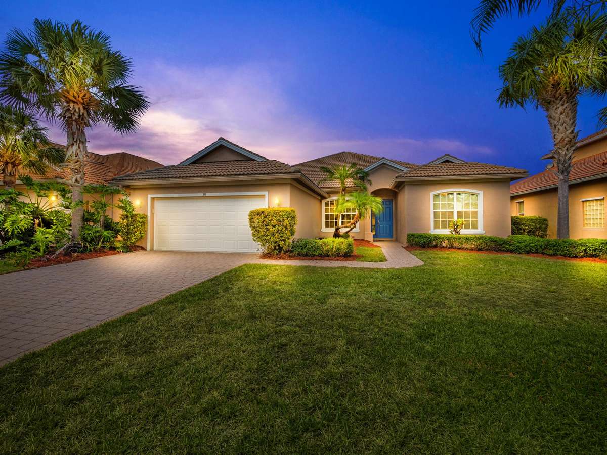 Port Saint Lucie, FL 34983,359 NW Sheffield CIR