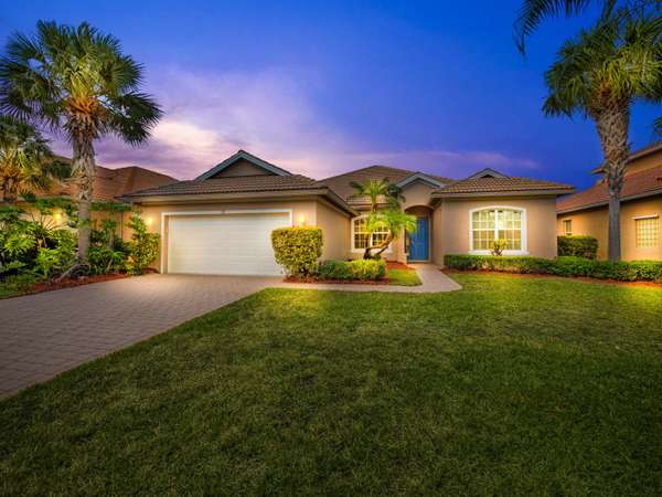 359 NW Sheffield CIR,  Port Saint Lucie,  FL 34983