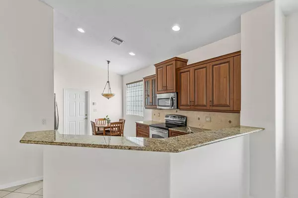 Delray Beach, FL 33446,7053 Cataluna CIR