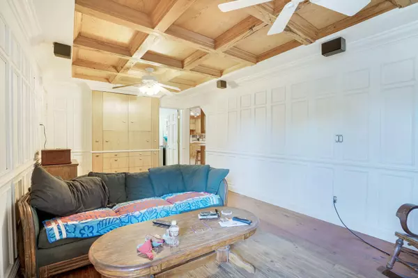 West Palm Beach, FL 33406,4375 Palm AVE