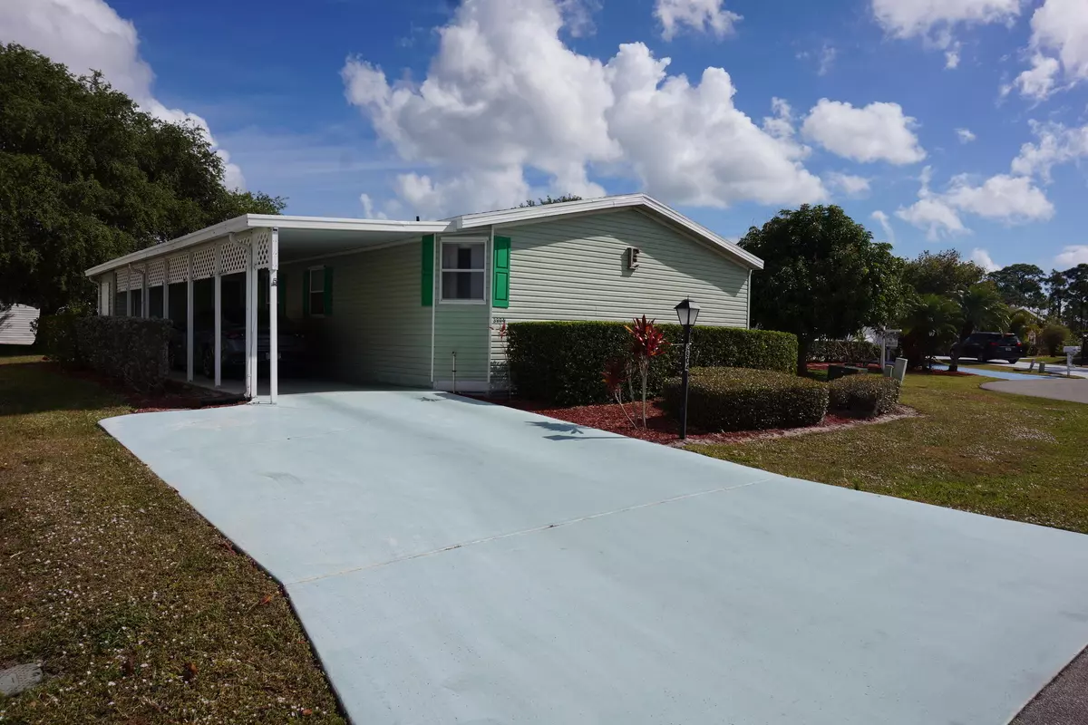 Port Saint Lucie, FL 34952,3804 Fetterbush CT