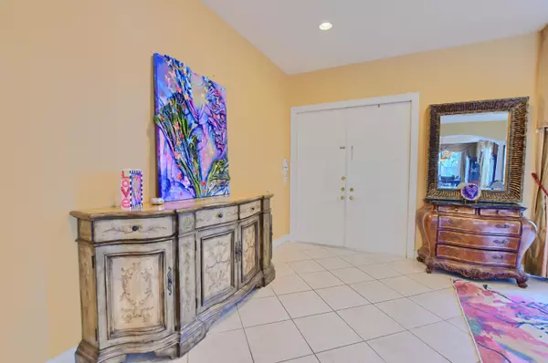 Boca Raton, FL 33498,11777 Preservation LN