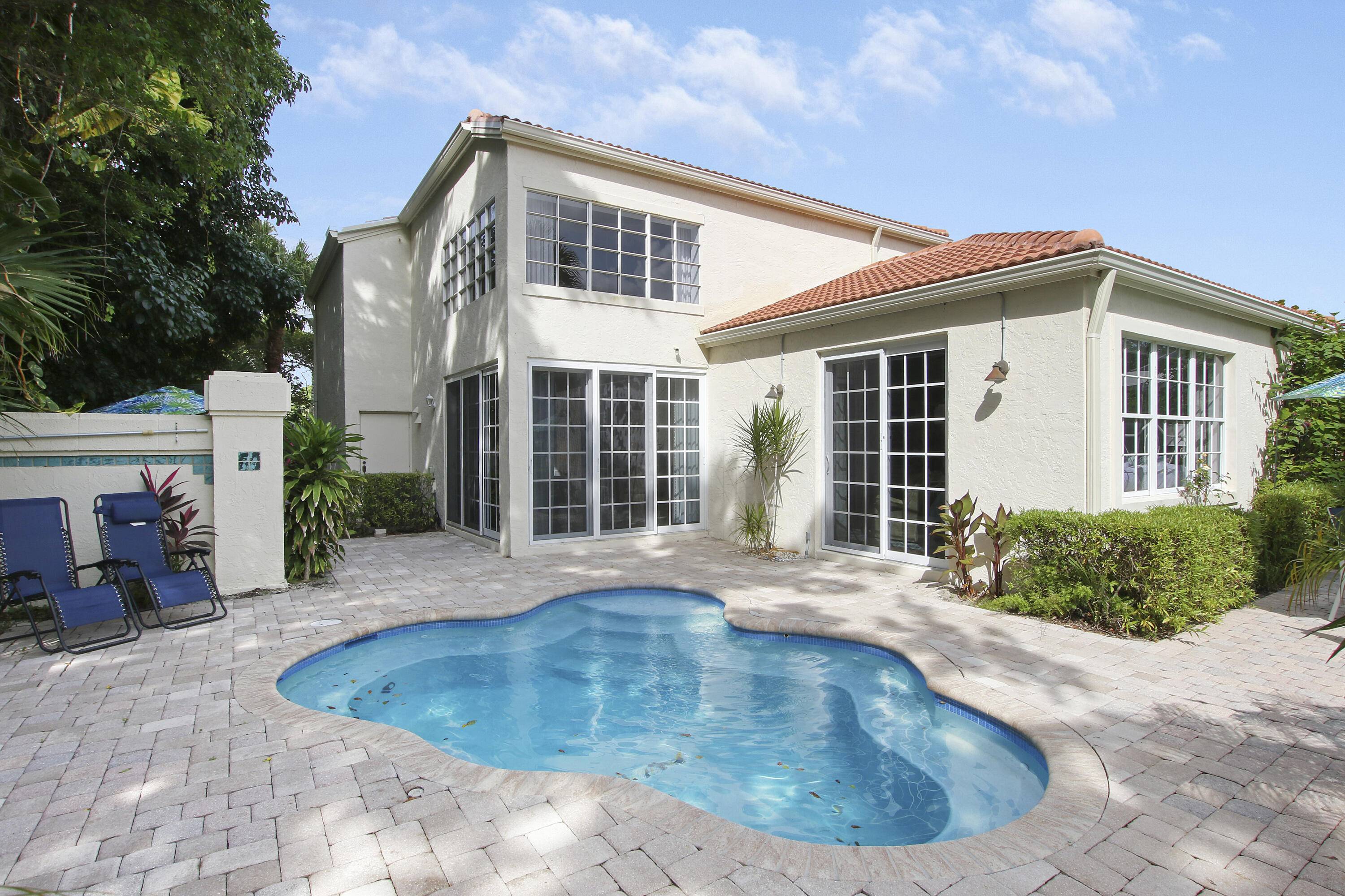 Palm Beach Gardens, FL 33418,1 Via Verona