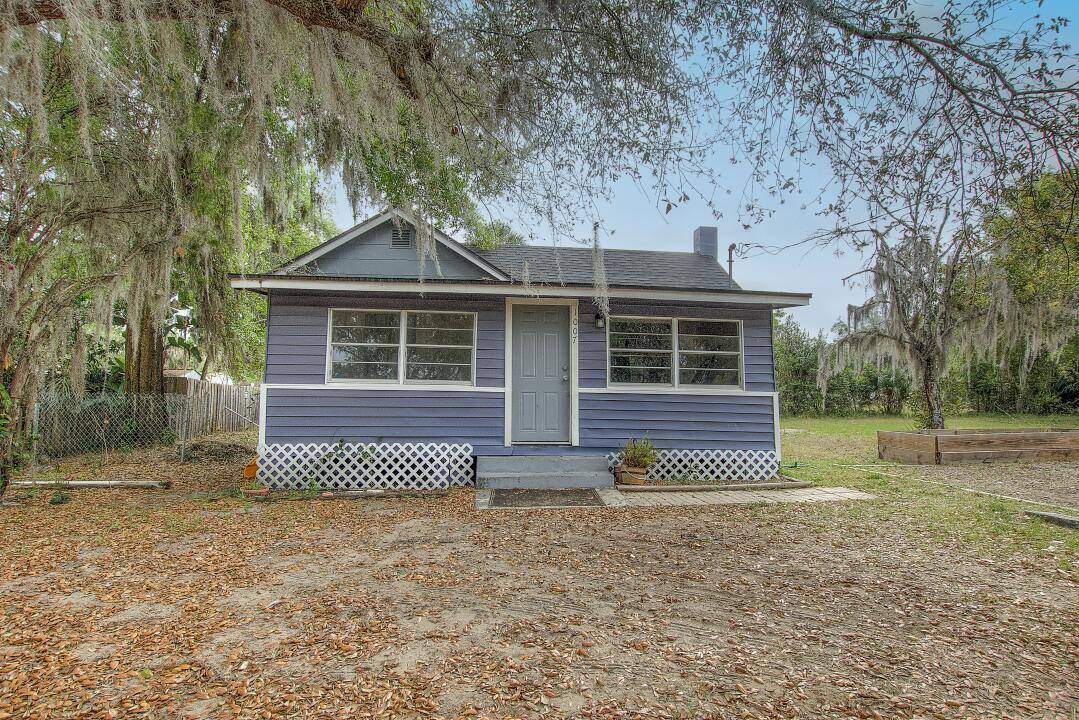 Eustis, FL 32726,1007 Schultz ST