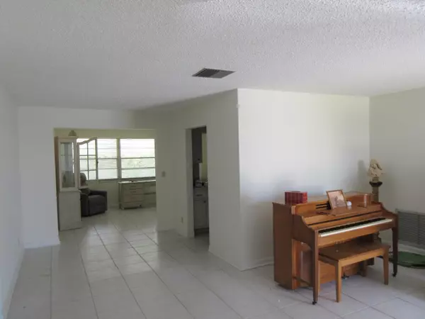 Boynton Beach, FL 33426,1308 SW 24th ST