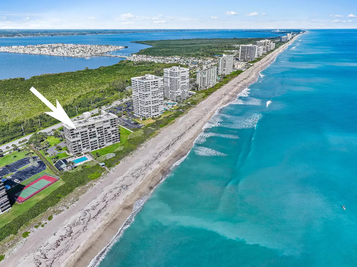 Jensen Beach, FL 34957,10000 S Ocean DR 204