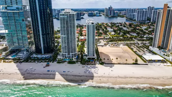 Sunny Isles Beach, FL 33160,18683 Collins AVE 1708