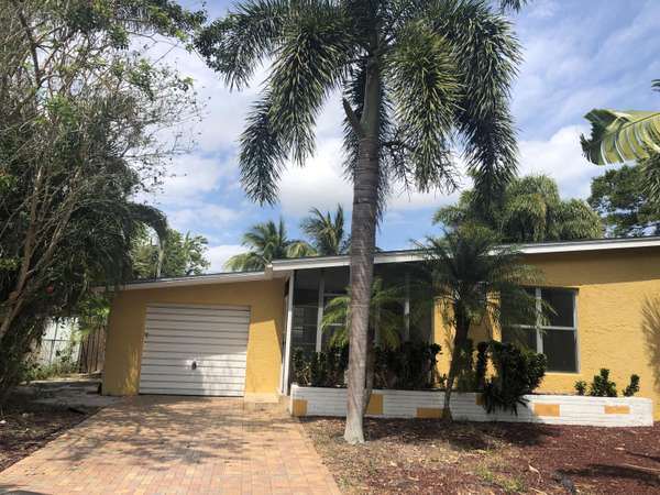 125 SE Solaz AVE, Port Saint Lucie, FL 34983