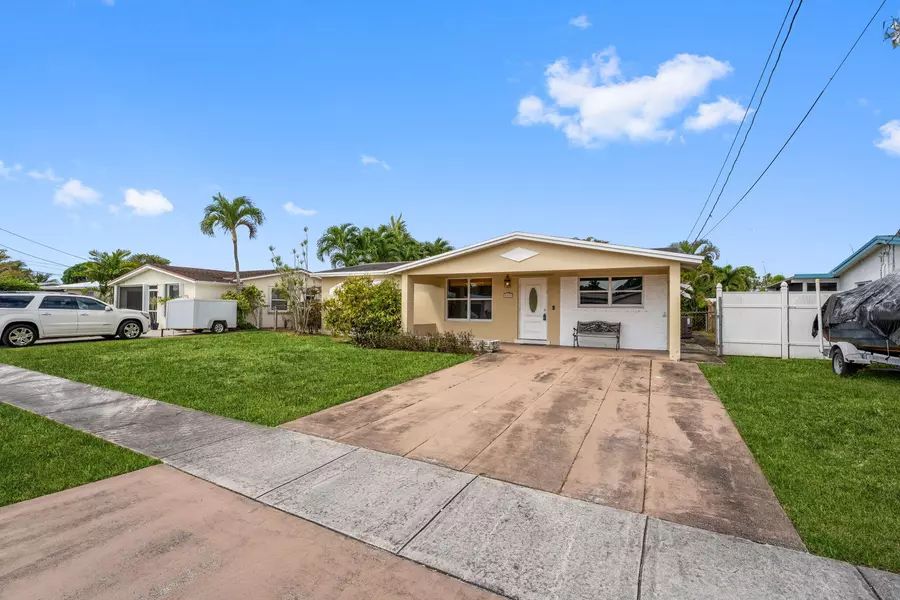 4531 SW 42nd TER, Dania Beach, FL 33314