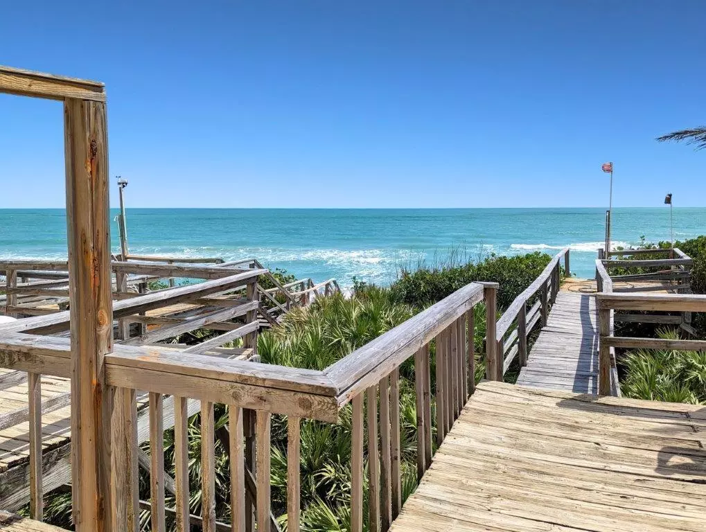 Melbourne Beach, FL 32951,8293 S Highway A1a