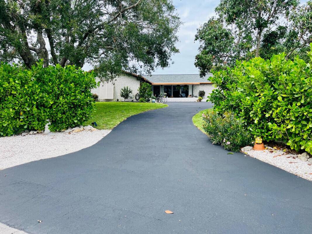 Jensen Beach, FL 34957,1815 NE River CT