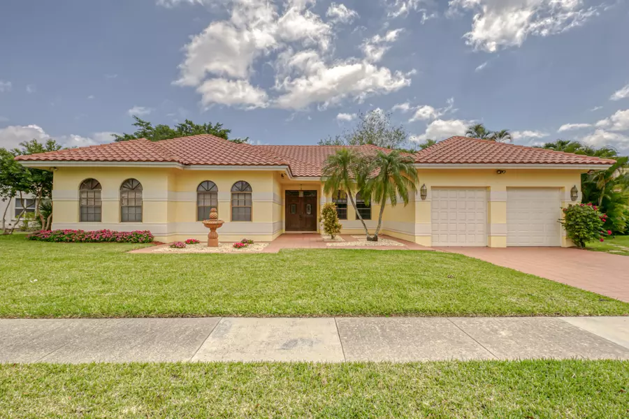 2920 NW 25th WAY, Boca Raton, FL 33434