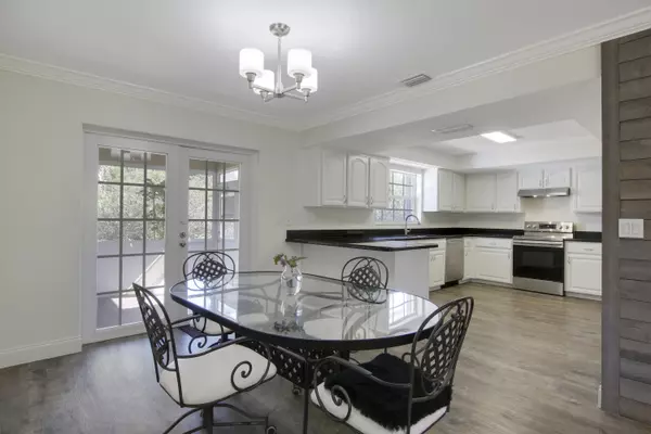 Loxahatchee Groves, FL 33470,14964 Snail TRL