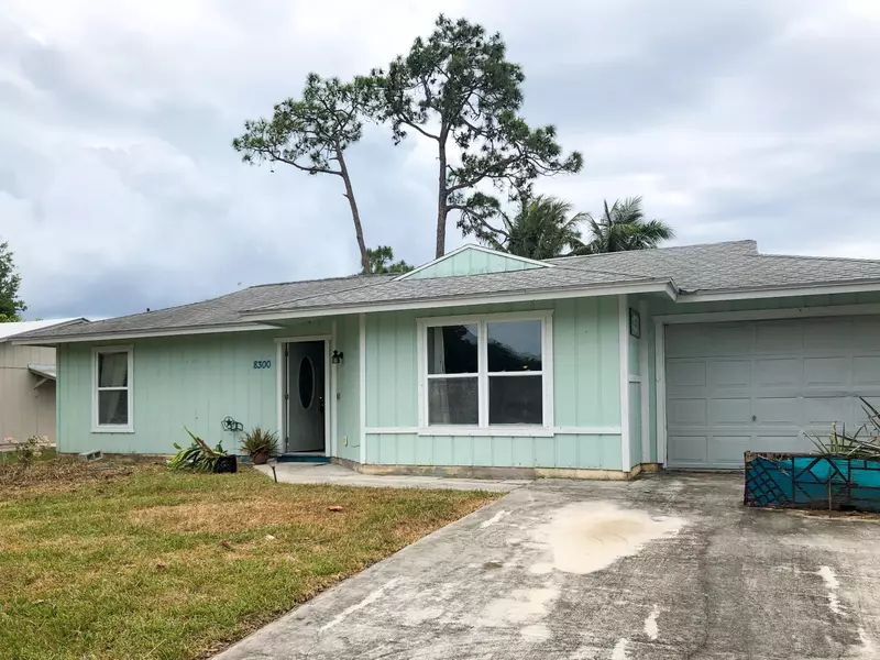 8300 SE Sweet Bay DR, Hobe Sound, FL 33455