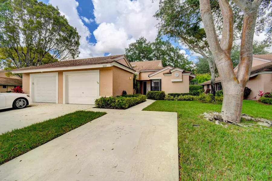 8419 Springlake DR, Boca Raton, FL 33496