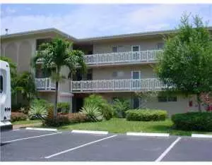 2687 N Garden DR 205, Lake Worth, FL 33461