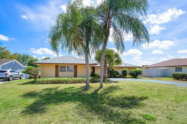 Palm Beach Gardens, FL 33410,4346 Holly DR