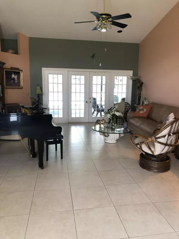 Lake Worth, FL 33467,9195 Winding Woods DR