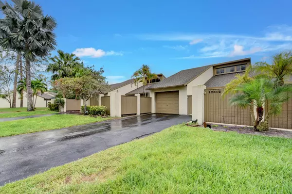 Wellington, FL 33414,12612 Shady Pines CT