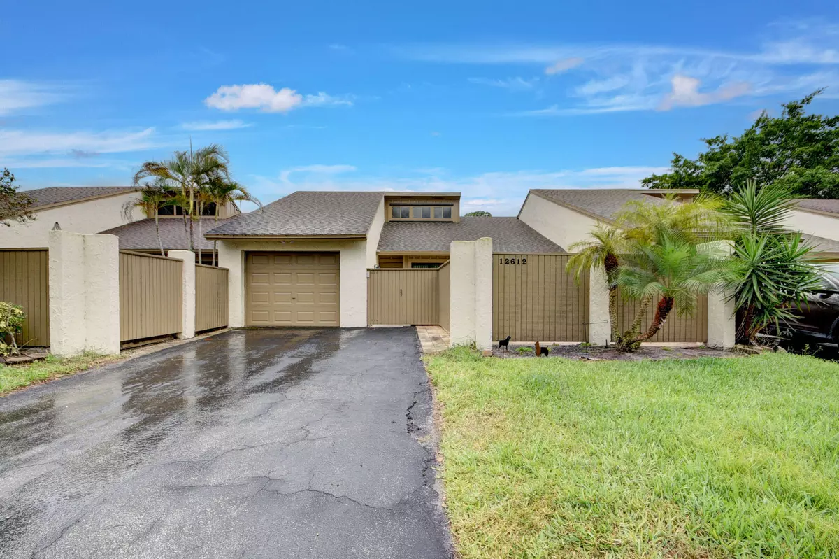 Wellington, FL 33414,12612 Shady Pines CT