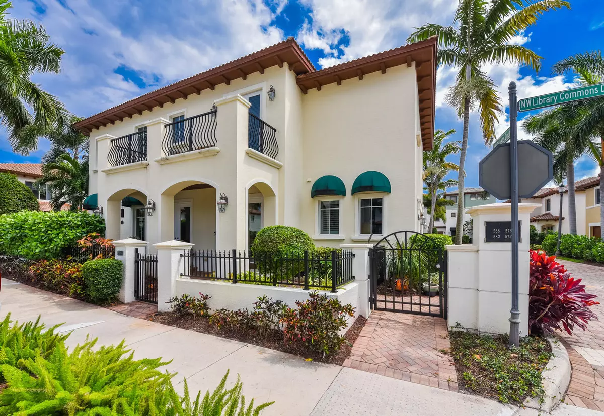 Boca Raton, FL 33432,588 NW Dickens CT