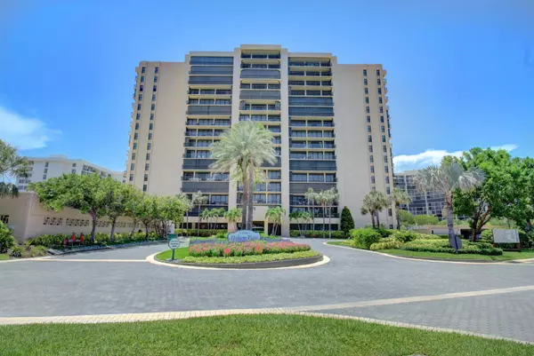 4748 S Ocean BLVD Ph1, Highland Beach, FL 33487