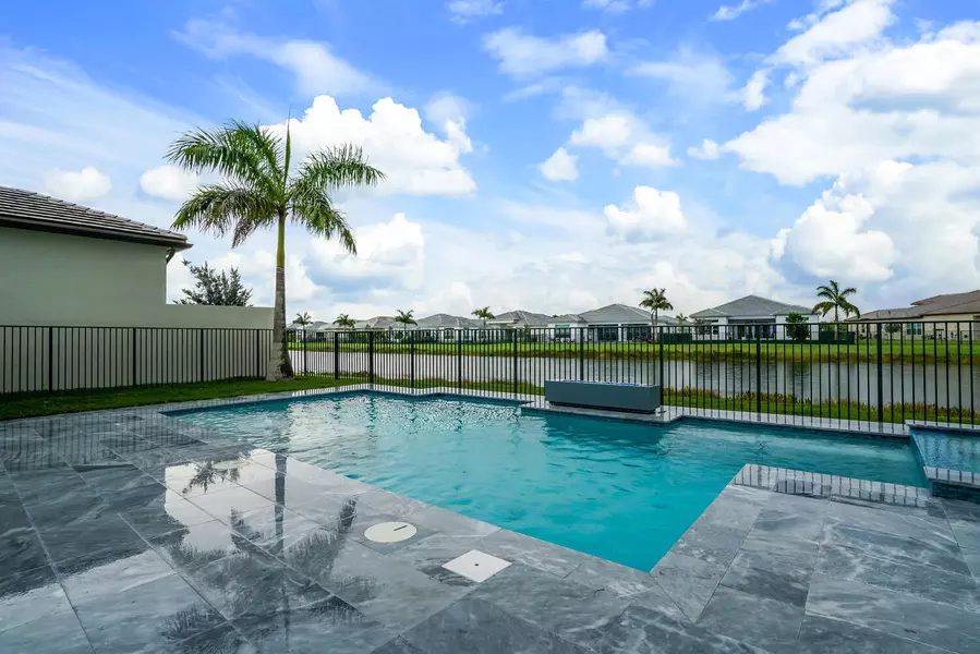 9770 Golden Crescent DR, Boynton Beach, FL 33473