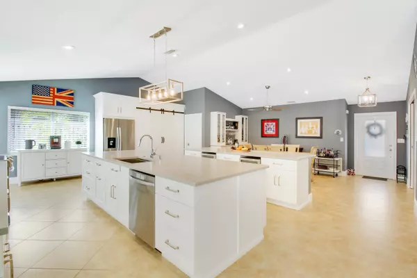 Boca Raton, FL 33487,4252 Sugar Pine DR