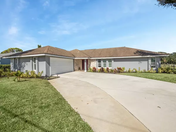 4800 Eagle DR, Fort Pierce, FL 34951