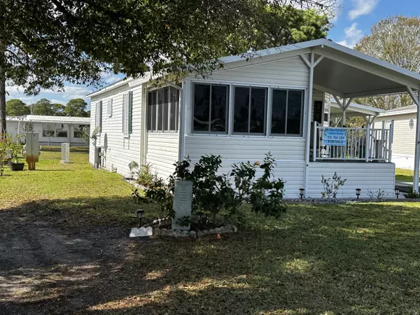 Fort Pierce, FL 34946,301 Ottawa CIR