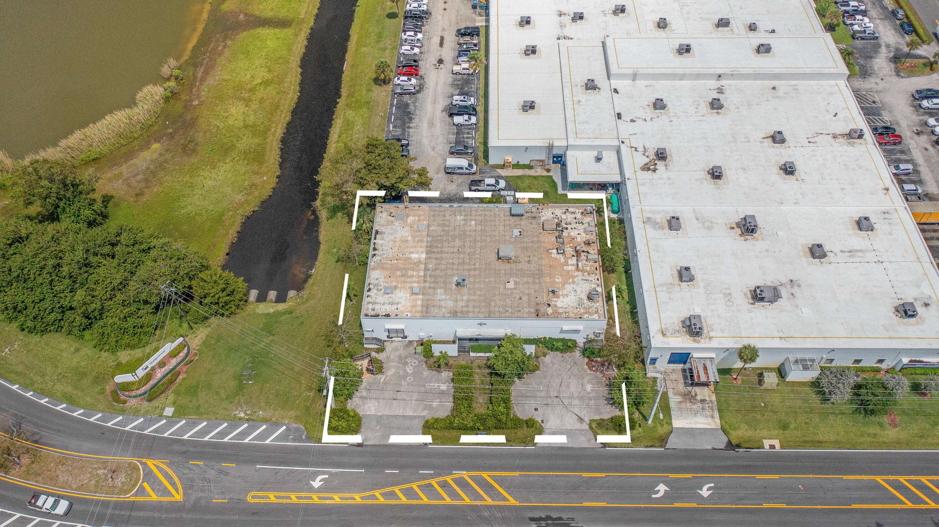 3041 Gateway DR, Pompano Beach, FL 33069