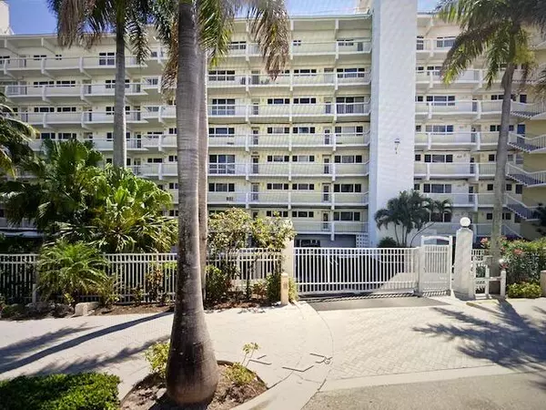 Deerfield Beach, FL 33441,500 SE 21st AVE 511