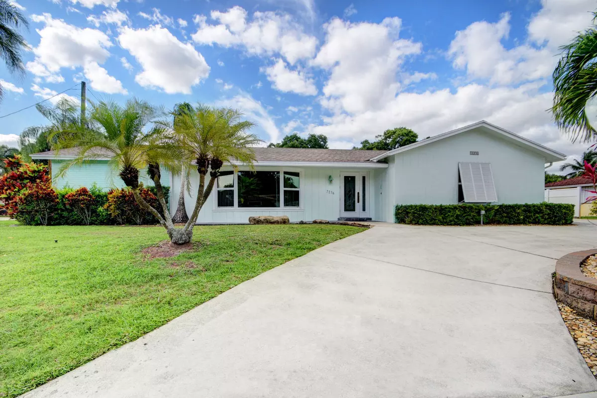 Lake Worth, FL 33467,7276 Oakmont DR