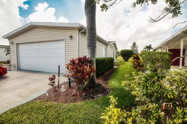 Port Saint Lucie, FL 34952,7711 Mcclintock WAY