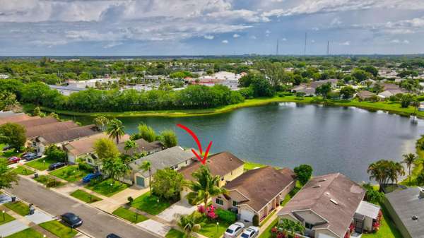 Boca Raton, FL 33428,9135 Pine Springs DR