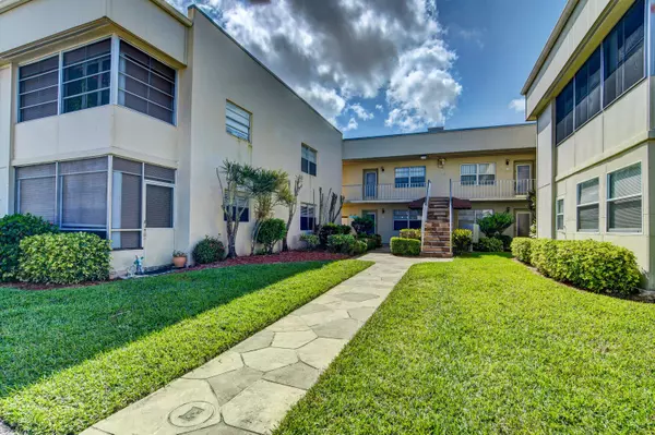 454 Burgundy J, Delray Beach, FL 33484