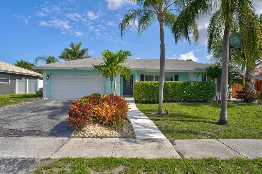 957 SW 4th ST, Boca Raton, FL 33486