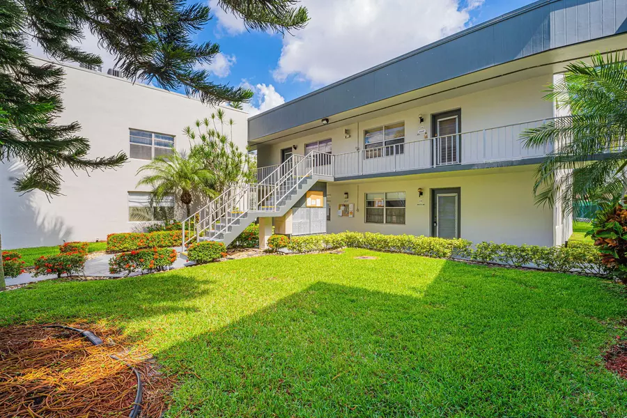 346 Normandy H LN 346, Delray Beach, FL 33484