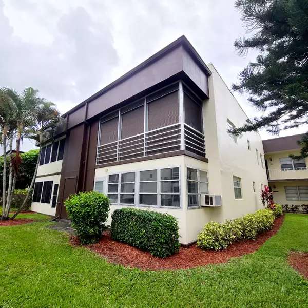 733 Normandy P 733, Delray Beach, FL 33484