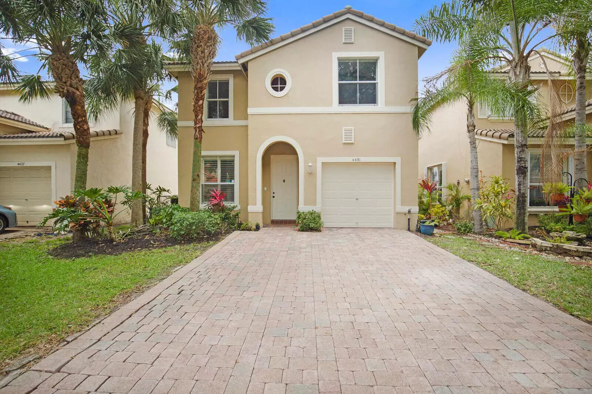 West Palm Beach, FL 33409,4431 Lake Lucerne CIR