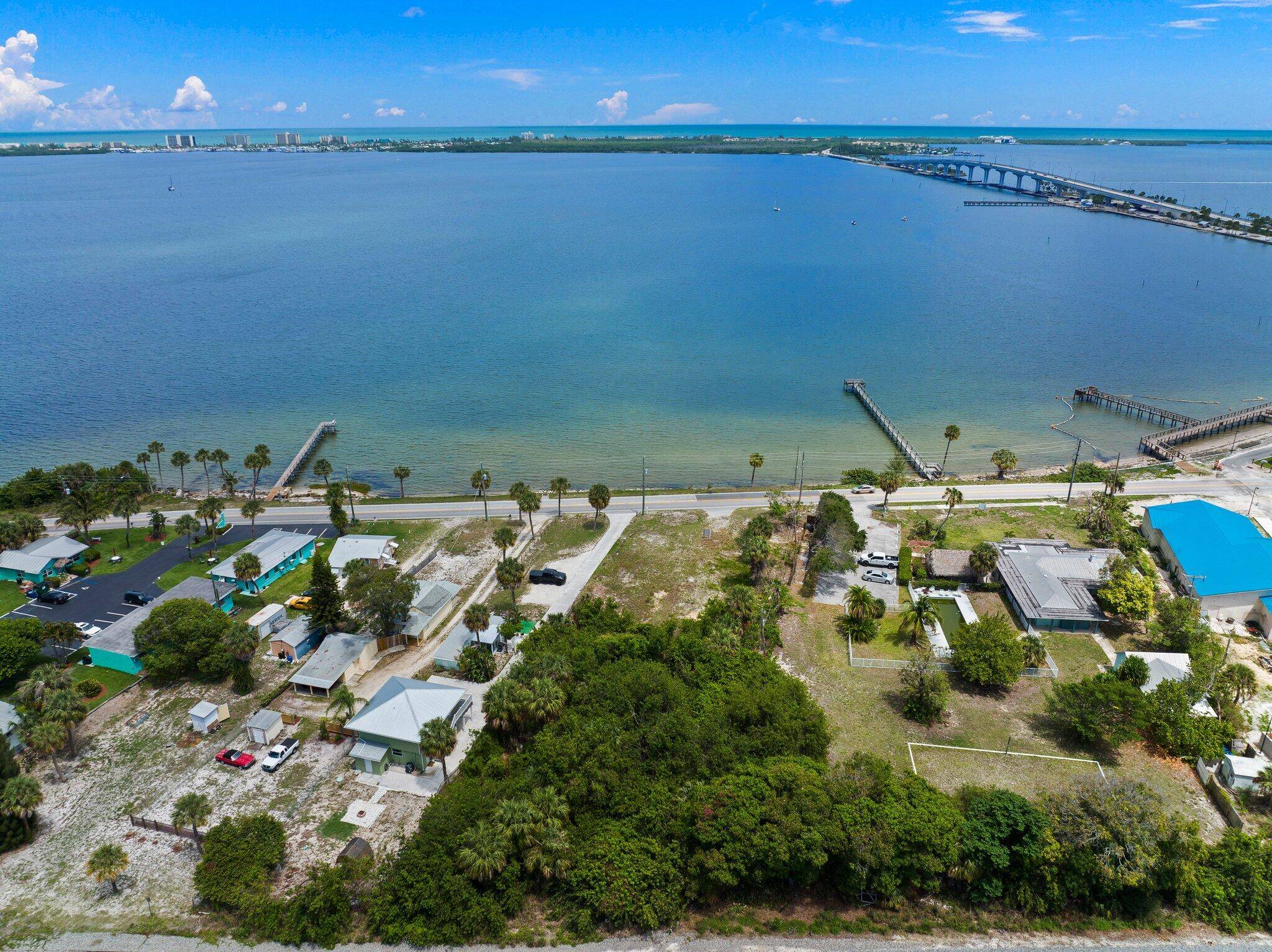 4080 NE Indian River DR, Jensen Beach, FL 34957