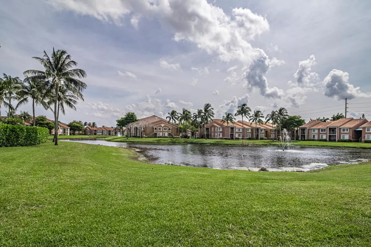 Lake Worth, FL 33463,7824 Sonoma Springs CIR 304