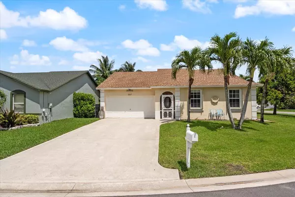 1067 Salmon ISLE, Greenacres, FL 33413