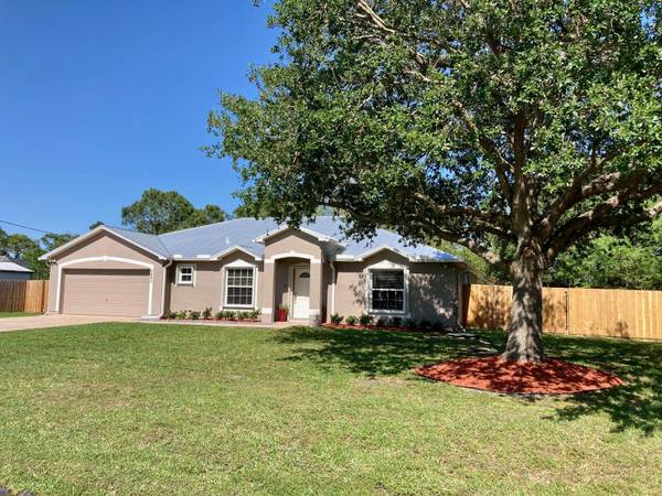 5461 NW Briscoe DR, Port Saint Lucie, FL 34986