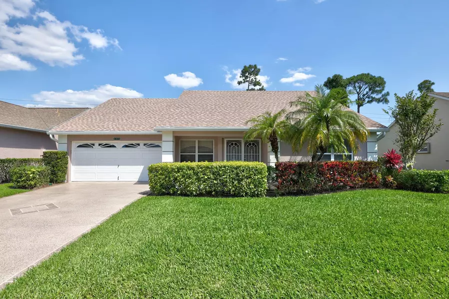 485 NW Casanova CIR, Port Saint Lucie, FL 34986