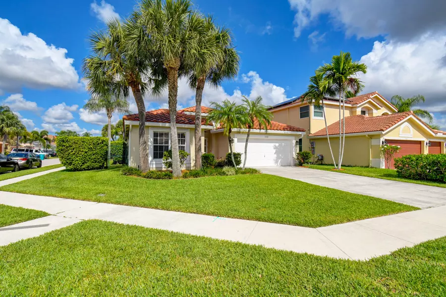 7399 Southampton TER, Boynton Beach, FL 33436